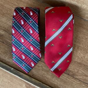 Two Christmas Novelty Ties Polar Bear Mistletoe Red Green Plaid EUC